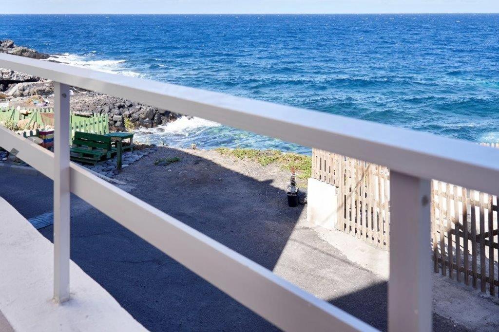 Beautiful Apartment In Front Of The Sea !!!! El Escobonal المظهر الخارجي الصورة